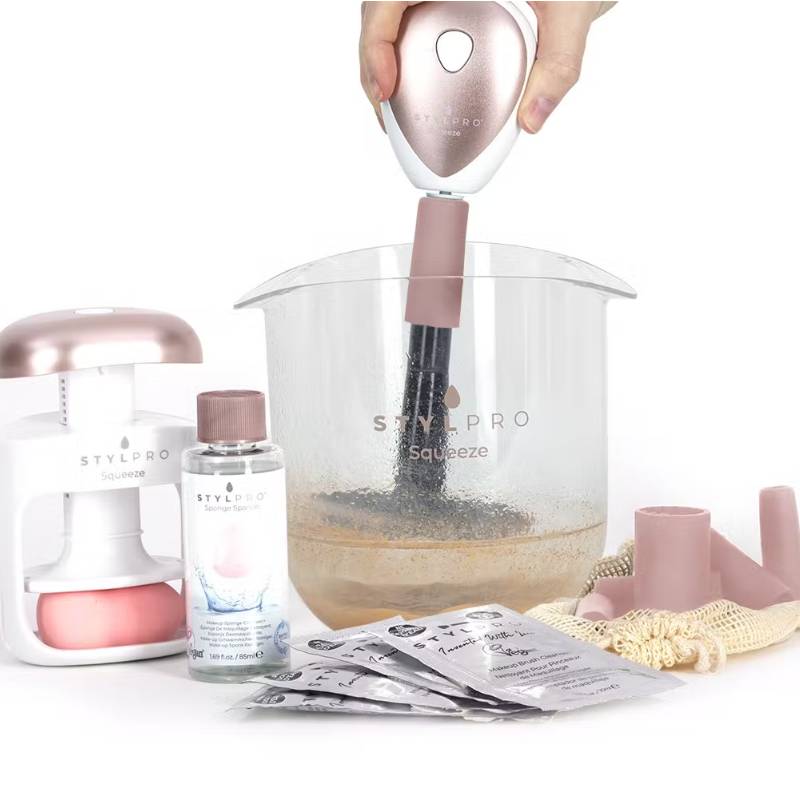 Spin & Squeeze Makeup Brush and Sponge Cleaner