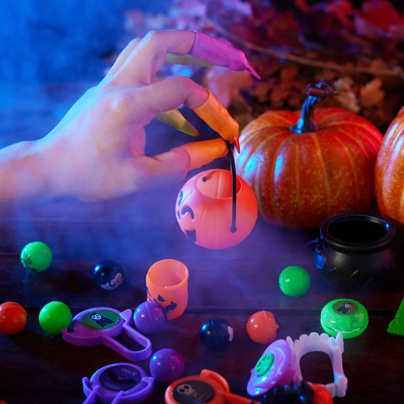Pack of 110 Assorted Halloween Toys