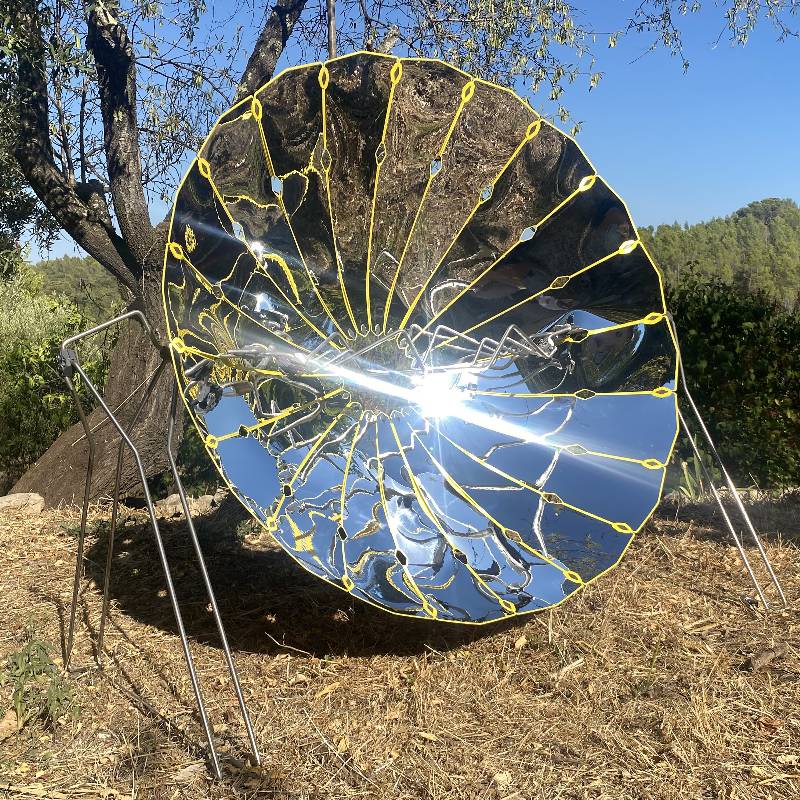 SUNGLOBE Solar Barbecue