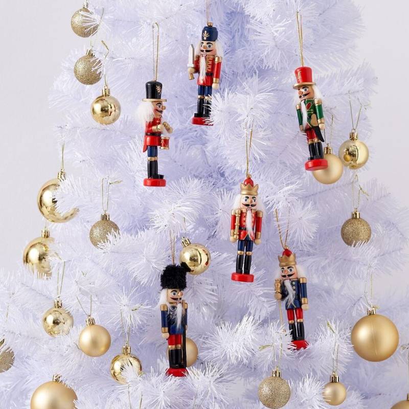 6 Mini Nutcrackers