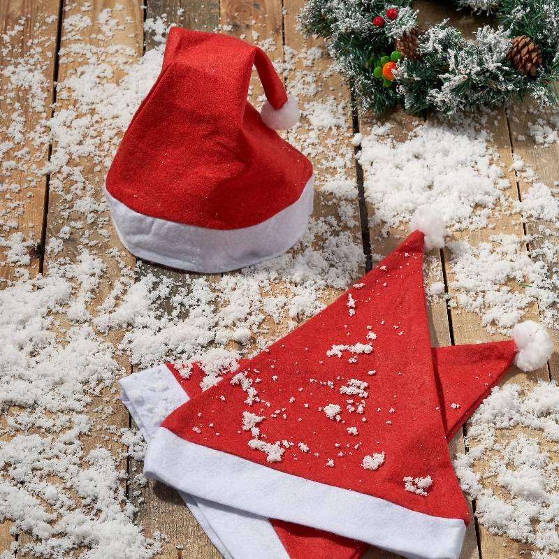 20 Santa Hats