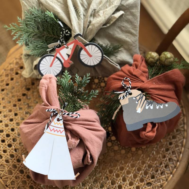 Paper Gift Tags Mountain