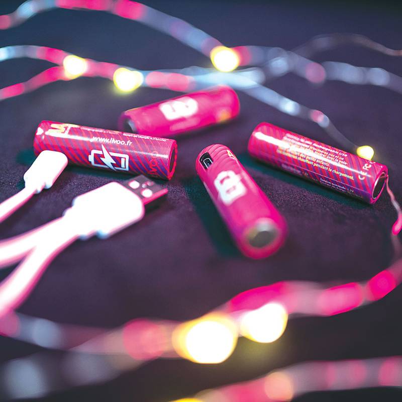 Set of 4 Rechargeable AA Batteries