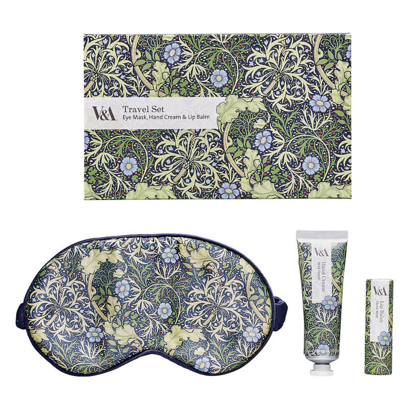 V & A Travel Set