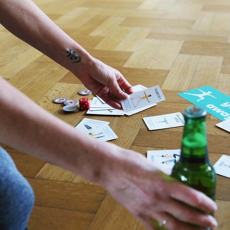 Gioco di Bevute Beer Yoga