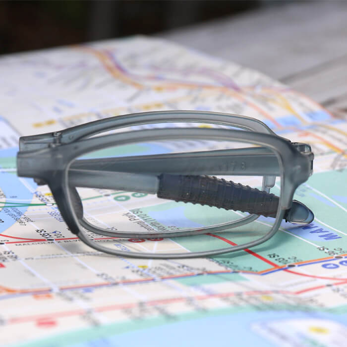 Faltbare Lesebrille mit Etui