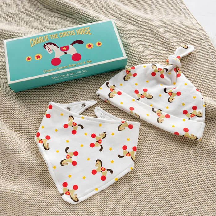 Charlie The Horse Babies Hat And Bib Set