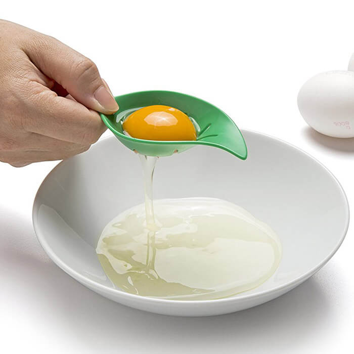 Mon Cherry Measuring Spoons and Egg Separator