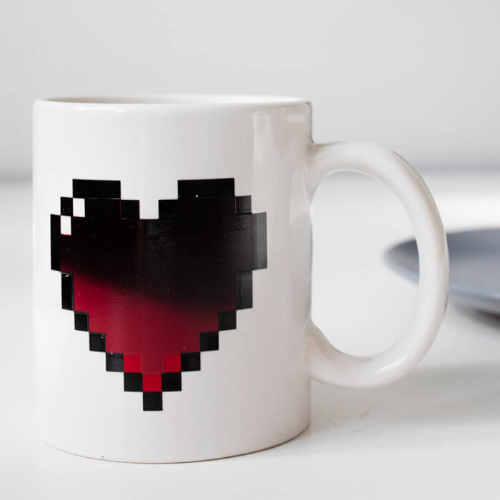 Mug Thermosensible Coeur Pixel