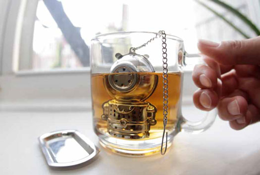 The Diver Tea Infuser