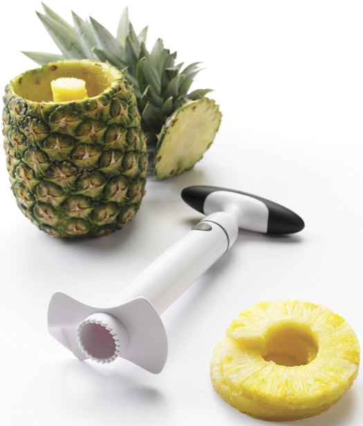 Ratcheting Pineapple Slicer