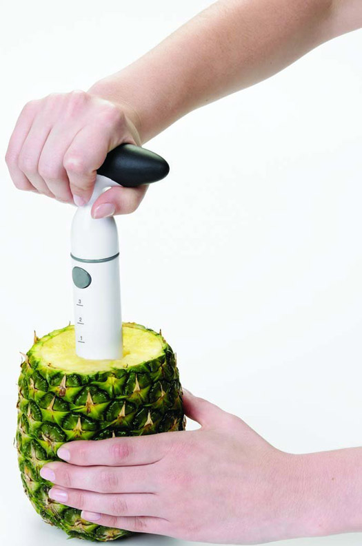 Ratcheting Pineapple Slicer