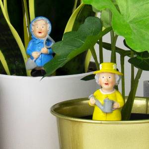Royal Gardeners Plant Markers