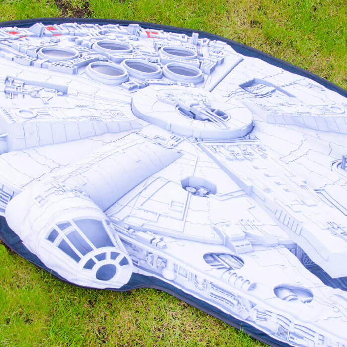 Star Wars Millennium Falcon Picnic Rug