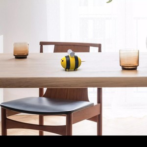 Zahnstocherspender Biene